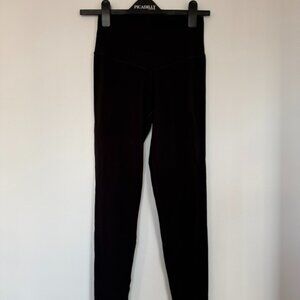 $75 OFFLINE by Aerie Real Me Xtra High Waisted Leggings Black Size M